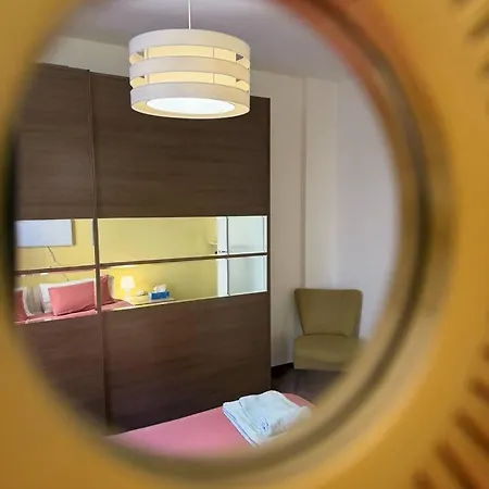 Trilocale Moderno 2min Leonardo Academy, Centro Apartment *