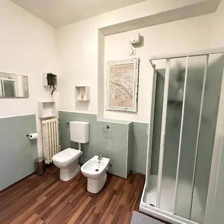 Apartment Trilocale Moderno 2min Leonardo Academy, Centro