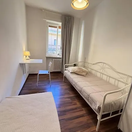 Trilocale Moderno 2min Leonardo Academy, Centro Apartment Sesto Calende